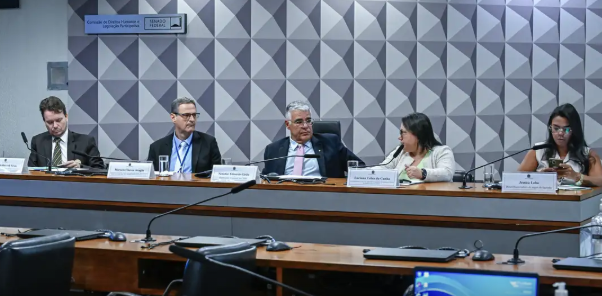 Defensores pedem regras mais rígidas para publicidade das bets 