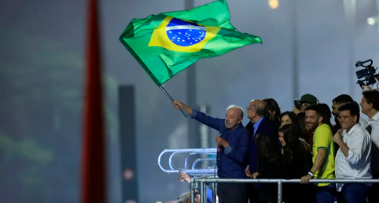 Líderes estrangeiros reconhecem vitória e parabenizam Lula